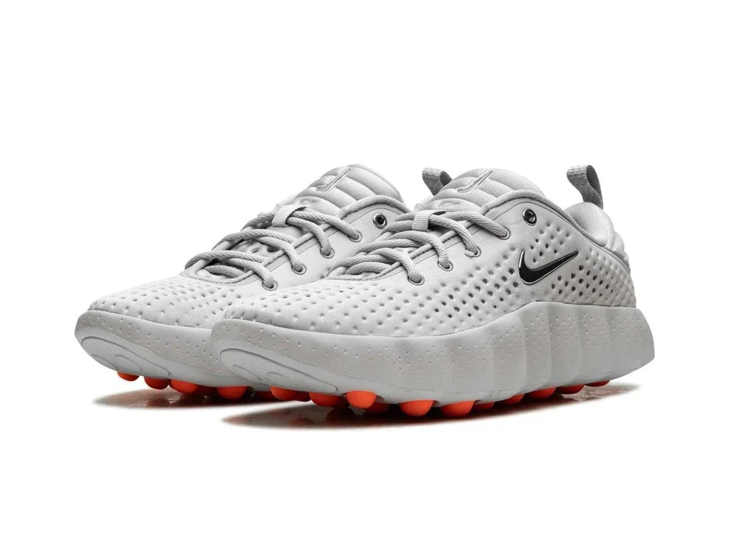Nike Mind 002 WMNS Light Smoke Grey Hyper Crimson
