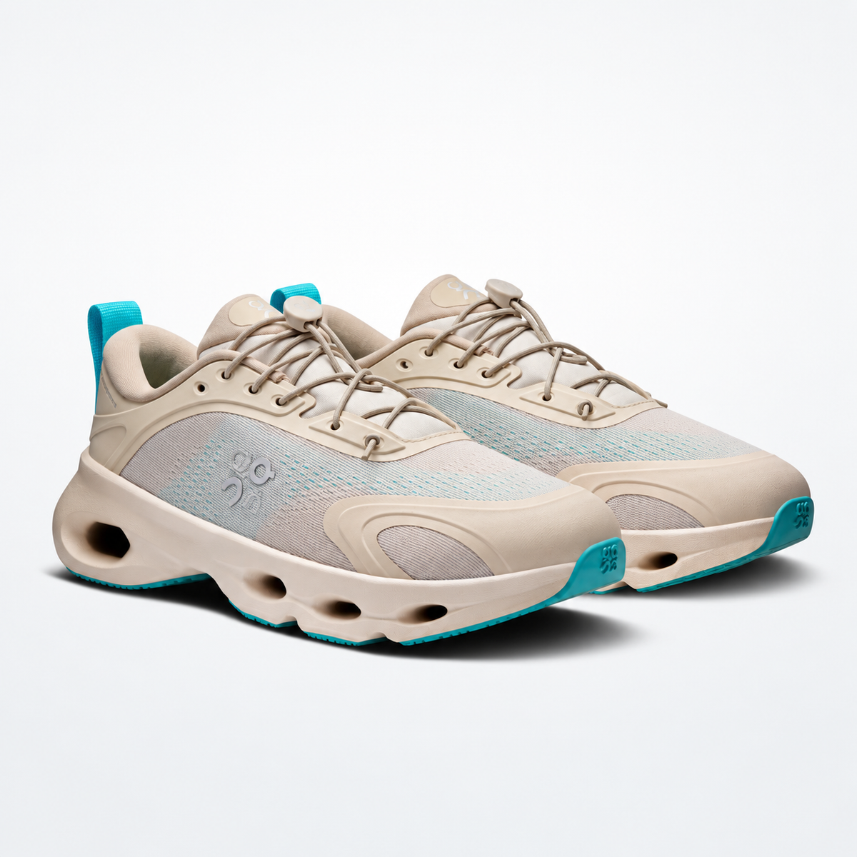 LOEWE × On Cloudsolo – Sand / Turquoise